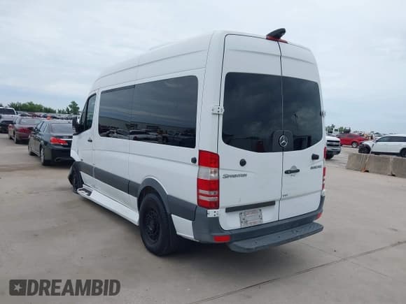 ✅ 2013 Mercedes-Benz Sprinter Passenger • VIN: WDZPE7CC8D5787397 • Лот: 42661008. Опубликован ранее на IAAI с пробегом 78 231 миль. Бесплатный доступ к архиву аукционных продаж из США и подробный отчёт об истории автомобиля на DreamBid. Изображение 3.