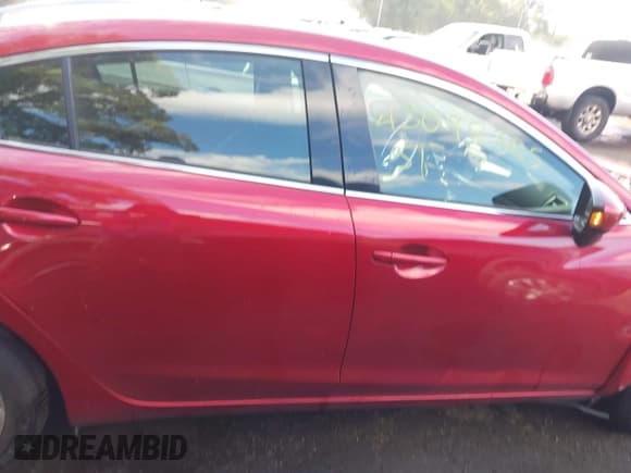 ✅ 2015 Mazda 6 i Sport • VIN: JM1GJ1U53F1187048 • Lot: 43098385. Listed on IAAI with 136,519 mi. Free auction sales archive from the USA and detailed vehicle history report at DreamBid. Image 13.