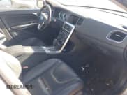 ✅ 2012 Volvo S60 T5 • VIN: YV1622FS5C2120646 • Lot: 43621098. Listed on IAAI with 86,110 mi. Free auction sales archive from the USA and detailed vehicle history report at DreamBid. Image 5.