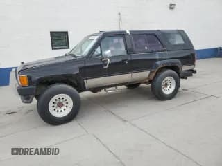 ✅ 1987 Toyota 4Runner • VIN: JT4RN62D0H0120307 • Lot: 86420085. Wystawiony na Copart z przebiegiem 247 079 mil. Bezpłatny archiwum sprzedaży aukcyjnych z USA i szczegółowy raport historii pojazdu na DreamBid. Zdjęcie 1.