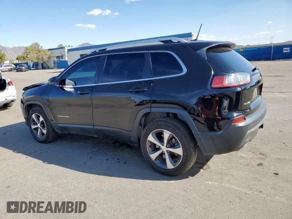✅ 2019 Jeep Cherokee Limited • VIN: 1C4PJMDX2KD121456 • Lot: 80253135. Listed on Copart with 152,670 mi. Free auction sales archive from the USA and detailed vehicle history report at DreamBid. Image 2.