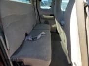 ✅ 2000 Ford F-150 XL • VIN: 1FTRX08L0YKB07096 • Lot: 85601605. Wystawiony na Copart z przebiegiem Nie podano. Bezpłatny archiwum sprzedaży aukcyjnych z USA i szczegółowy raport historii pojazdu na DreamBid. Zdjęcie 10.