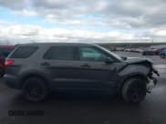 ✅ 2015 Ford Police Interceptor Utility • VIN: 1FM5K8AR7FGA28899 • Lot: 43801388. Wystawiony na IAAI z przebiegiem 126 450 mil. Bezpłatny archiwum sprzedaży aukcyjnych z USA i szczegółowy raport historii pojazdu na DreamBid. Zdjęcie 13.