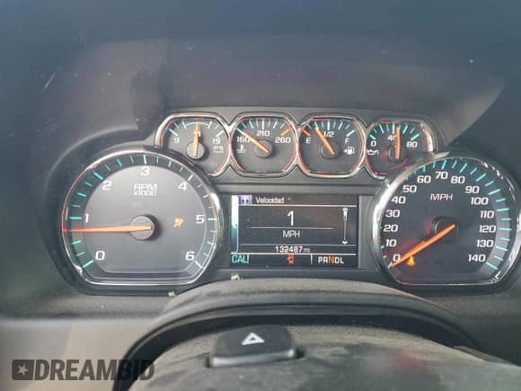 2018 Chevrolet Suburban LS с VIN 1GNSCGKC3JR136952, выставлен на аукционе Copart как лот 75264824 с пробегом 132 487 миль миль и Чистый • Clean title. История ставок и продаж доступна на DreamBid. Изображение 9.