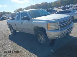 ✅ 2013 Chevrolet Silverado 1500 LT • VIN: 1GCRKSE74DZ388693 • Лот: 43588511. Опубликован ранее на IAAI с пробегом 295 155 миль. Бесплатный доступ к архиву аукционных продаж из США и подробный отчёт об истории автомобиля на DreamBid. Изображение 1.