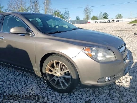 ✅ 2011 Chevrolet Malibu LTZ • VIN: 1G1ZE5E10BF239810 • Lot: 73919904. Listed on Copart with 271,307 mi. Free auction sales archive from the USA and detailed vehicle history report at DreamBid. Image 10.