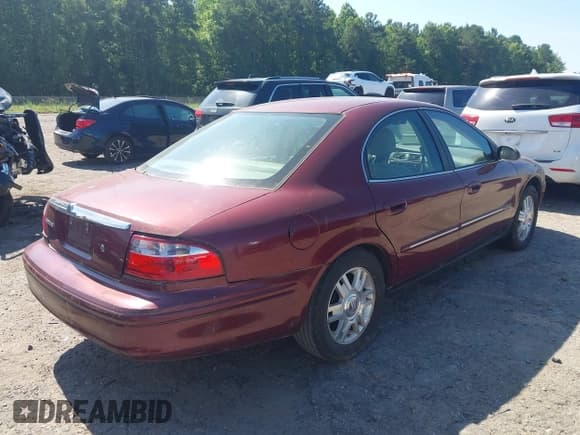✅ 2005 Mercury Sable LS • VIN: 1MEFM55S75A615070 • Lot: 42518613. Listed on IAAI with 161,661 mi. Free auction sales archive from the USA and detailed vehicle history report at DreamBid. Image 4.