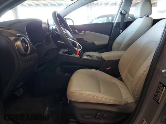 2022 Hyundai Kona Limited z VIN KM8K53AG8NU157777, wystawiony jako Copart lot #70149795 z przebiegiem 43 904 mil mil oraz Szkoda całkowita • Salvage title. Historia ofert i sprzedaży dostępna na DreamBid. Obrazek 7.