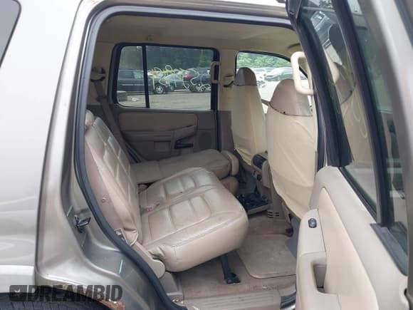 ✅ 2002 Ford Explorer XLT • VIN: 1FMZU63E62ZB80455 • Лот: 42959751. Опубликован ранее на IAAI с пробегом Не указан. Бесплатный доступ к архиву аукционных продаж из США и подробный отчёт об истории автомобиля на DreamBid. Изображение 8.