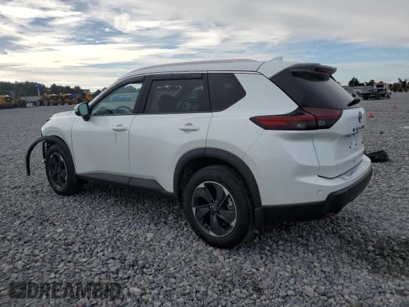✅ 2025 Nissan Rogue Rock Creek • VIN: 5N1BT3BB6SC858280 • Lot: 81636835. Listed on Copart with 4,812 mi. Free auction sales archive from the USA and detailed vehicle history report at DreamBid. Image 2.