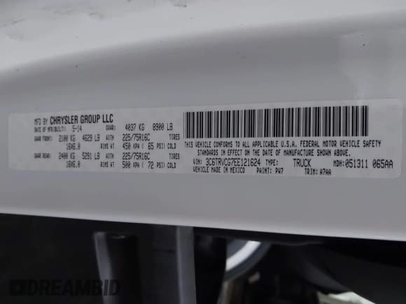 ✅ 2014 Ram ProMaster Cargo • VIN: 3C6TRVCG7EE121624 • Lot: 42147487. Wystawiony na IAAI z przebiegiem 229 597 mil. Bezpłatny archiwum sprzedaży aukcyjnych z USA i szczegółowy raport historii pojazdu na DreamBid. Zdjęcie 9.