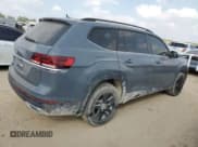 ✅ 2022 Volkswagen Atlas SE • VIN: 1V2LP2CA7NC529992 • Lot: 89623285. Wystawiony na Copart z przebiegiem 97 932 mil. Bezpłatny archiwum sprzedaży aukcyjnych z USA i szczegółowy raport historii pojazdu na DreamBid. Zdjęcie 3.