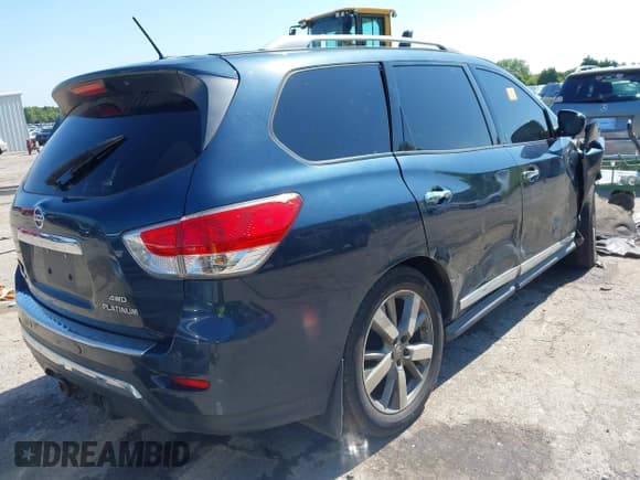 ✅ 2015 Nissan Pathfinder Platinum • VIN: 5N1AR2MM6FC613973 • Lot: 42898707. Listed on IAAI with 171,391 mi. Free auction sales archive from the USA and detailed vehicle history report at DreamBid. Image 4.