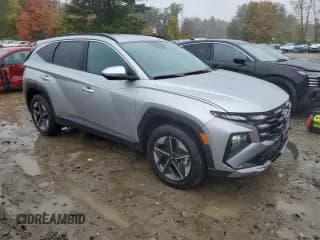 ✅ 2025 Hyundai Tucson SEL • VIN: 5NMJBCDE0SH530879 • Лот: 86465535. Опубликован ранее на Copart с пробегом 13 872 миль. Бесплатный доступ к архиву аукционных продаж из США и подробный отчёт об истории автомобиля на DreamBid. Изображение 4.