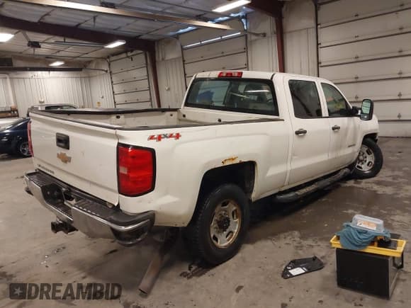 ✅ 2015 Chevrolet Silverado 2500HD Work Truck • VIN: 1GC1KUEG8FF173413 • Lot: 41822540. Listed on IAAI with 198,888 mi. Free auction sales archive from the USA and detailed vehicle history report at DreamBid. Image 4.