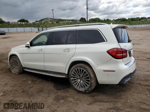 ✅ 2017 Mercedes-Benz GLS 63 AMG • VIN: 4JGDF7FE4HA928830 • Lot: 60071175. Wystawiony na Copart z przebiegiem 48 854 mil. Bezpłatny archiwum sprzedaży aukcyjnych z USA i szczegółowy raport historii pojazdu na DreamBid. Zdjęcie 2.