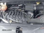 ✅ 2017 Chrysler Pacifica Touring L Plus • VIN: 2C4RC1EG4HR533397 • Lot: 43694278. Wystawiony na IAAI z przebiegiem 92 645 mil. Bezpłatny archiwum sprzedaży aukcyjnych z USA i szczegółowy raport historii pojazdu na DreamBid. Zdjęcie 10.