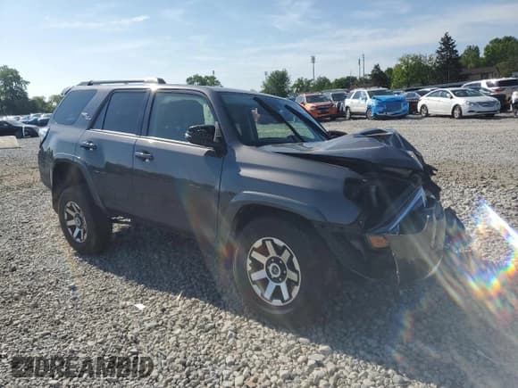 ✅ 2023 Toyota 4Runner TRD Off Road Premium • VIN: JTERU5JR4P6190328 • Lot: 57188325. Wystawiony na Copart z przebiegiem 32 282 mil. Bezpłatny archiwum sprzedaży aukcyjnych z USA i szczegółowy raport historii pojazdu na DreamBid. Zdjęcie 4.