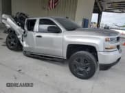 ✅ 2017 Chevrolet Silverado 1500 Custom • VIN: 1GCRCPEH3HZ267419 • Lot: 83856444. Wystawiony na Copart z przebiegiem 78 952 mil. Bezpłatny archiwum sprzedaży aukcyjnych z USA i szczegółowy raport historii pojazdu na DreamBid. Zdjęcie 4.