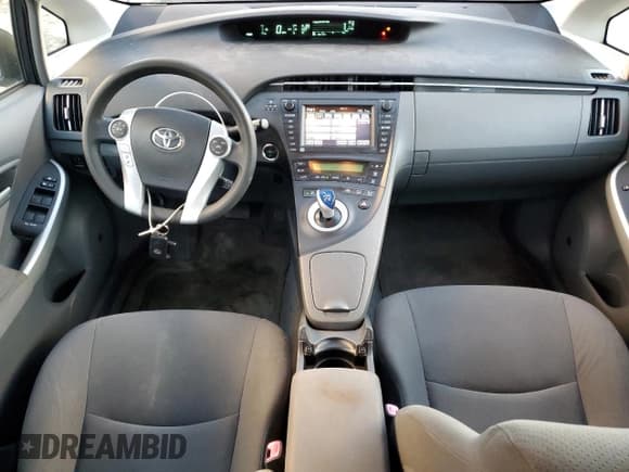 ✅ 2011 Toyota Prius IV • VIN: JTDKN3DU9B0313818 • Lot: 91406855. Listed on Copart with 95,168 mi. Free auction sales archive from the USA and detailed vehicle history report at DreamBid. Image 8.