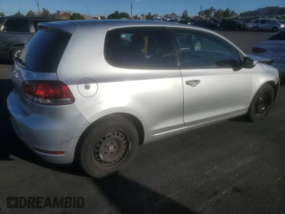 ✅ 2010 Volkswagen Golf • VIN: WVWBB7AJ6AW225458 • Lot: 86640375. Listed on Copart with 165,533 mi. Free auction sales archive from the USA and detailed vehicle history report at DreamBid. Image 3.
