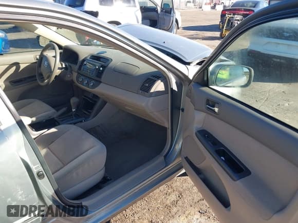 ✅ 2006 Toyota Camry LE • VIN: 4T1BE32K66U666996 • Лот: 43676064. Опубликован ранее на IAAI с пробегом 113 694 миль. Бесплатный доступ к архиву аукционных продаж из США и подробный отчёт об истории автомобиля на DreamBid. Изображение 5.