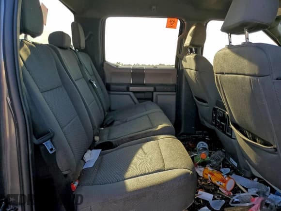 ✅ 2022 Ford F-250 XLT • VIN: 1FT7W2BT0NEC08552 • Lot: 90234705. Wystawiony na Copart z przebiegiem 83 409 mil. Bezpłatny archiwum sprzedaży aukcyjnych z USA i szczegółowy raport historii pojazdu na DreamBid. Zdjęcie 10.