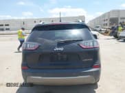 ✅ 2019 Jeep Cherokee Limited • VIN: 1C4PJLDB6KD443774 • Лот: 42721286. Опубликован ранее на IAAI с пробегом 124 105 миль. Бесплатный доступ к архиву аукционных продаж из США и подробный отчёт об истории автомобиля на DreamBid. Изображение 16.