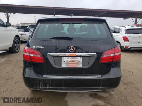 ✅ 2017 Mercedes-Benz B B 250e • VIN: WDDVP9ABXHJ015106 • Лот: 42187963. Опубликован ранее на Copart с пробегом 34 934 миль. Бесплатный доступ к архиву аукционных продаж из США и подробный отчёт об истории автомобиля на DreamBid. Изображение 6.