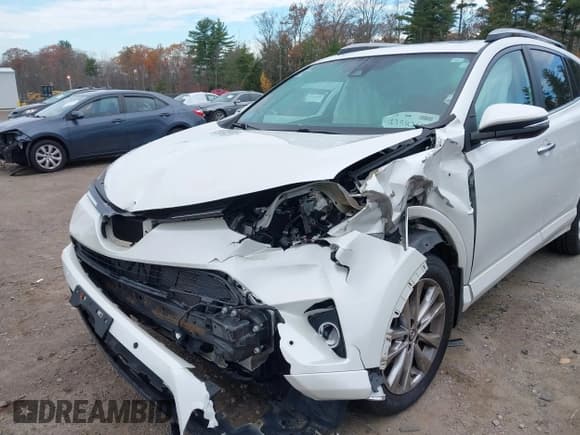 ✅ 2017 Toyota RAV4 Limited • VIN: 2T3DFREV7HW541210 • Lot: 43582602. Listed on IAAI with 87,882 mi. Free auction sales archive from the USA and detailed vehicle history report at DreamBid. Image 6.