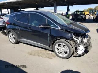 ✅ 2021 Chevrolet Bolt EV 1LT • VIN: 1G1FW6S0XM4112160 • Лот: 46789344. Опубликован ранее на Copart с пробегом 27 235 миль. Бесплатный доступ к архиву аукционных продаж из США и подробный отчёт об истории автомобиля на DreamBid. Изображение 4.
