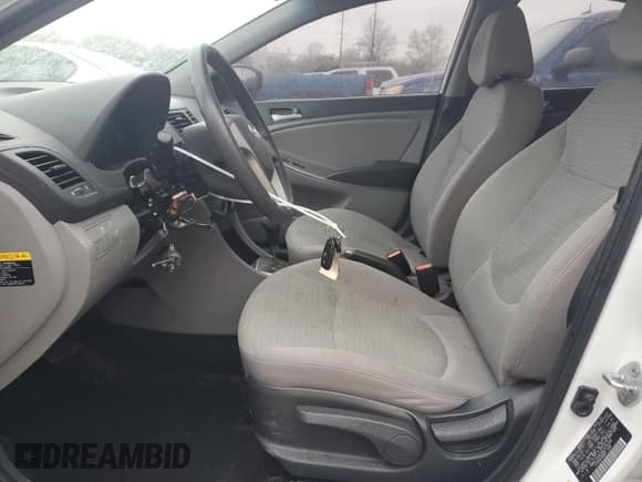 ✅ 2016 Hyundai Accent SE • VIN: KMHCT4AE3GU970249 • Лот: 50076414. Опубликован ранее на Copart с пробегом 110 180 миль. Бесплатный доступ к архиву аукционных продаж из США и подробный отчёт об истории автомобиля на DreamBid. Изображение 7.