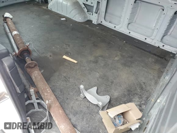 ✅ 2016 Ford Transit Cargo • VIN: 1FTYE1ZM4GKB22049 • Lot: 80447235. Listed on Copart with 201,568 mi. Free auction sales archive from the USA and detailed vehicle history report at DreamBid. Image 13.