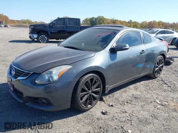 ✅ 2011 Nissan Altima SR • VIN: 1N4BL2EP6BC160912 • Лот: 40665010. Опубликован ранее на IAAI с пробегом 47 819 миль. Бесплатный доступ к архиву аукционных продаж из США и подробный отчёт об истории автомобиля на DreamBid. Изображение 2.