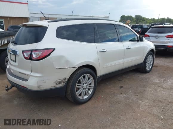 ✅ 2014 Chevrolet Traverse LT • VIN: 1GNKVGKD6EJ165854 • Lot: 42860430. Wystawiony na IAAI z przebiegiem 185 264 mil. Bezpłatny archiwum sprzedaży aukcyjnych z USA i szczegółowy raport historii pojazdu na DreamBid. Zdjęcie 4.
