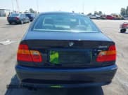 ✅ 2002 BMW 3 Series 325i • VIN: WBAEV33432KL75084 • Lot: 42956390. Wystawiony na IAAI z przebiegiem 189 449 mil. Bezpłatny archiwum sprzedaży aukcyjnych z USA i szczegółowy raport historii pojazdu na DreamBid. Zdjęcie 16.