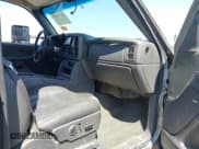 ✅ 2007 Chevrolet Silverado 2500HD LT1 • VIN: 1GCHK23D87F175207 • Lot: 42004137. Listed on IAAI with 319,183 mi. Free auction sales archive from the USA and detailed vehicle history report at DreamBid. Image 5.