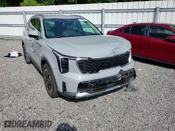 ✅ 2024 Kia Sorento S • VIN: 5XYRL4JCXRG271816 • Lot: 70826255. Listed on Copart with 20,731 mi. Free auction sales archive from the USA and detailed vehicle history report at DreamBid. Image 14.