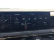 ✅ 2024 Kia EV9 Light Short Range • VIN: KNDAA5S29R6035952 • Lot: 42286767. Wystawiony na IAAI z przebiegiem 13 092 mil. Bezpłatny archiwum sprzedaży aukcyjnych z USA i szczegółowy raport historii pojazdu na DreamBid. Zdjęcie 18.