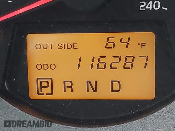 ✅ 2008 Toyota RAV4 Sport • VIN: JTMBK32V586043805 • Lot: 42062081. Listed on IAAI with 116,287 mi. Free auction sales archive from the USA and detailed vehicle history report at DreamBid. Image 15.