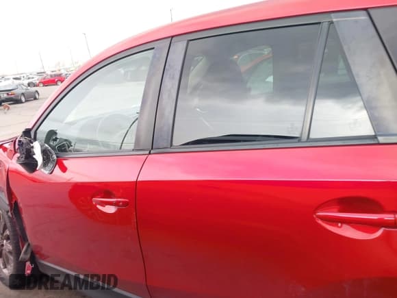 ✅ 2016 Mazda CX-5 Grand Touring • VIN: JM3KE4DY6G0782419 • Lot: 43813550. Wystawiony na IAAI z przebiegiem 122 952 mil. Bezpłatny archiwum sprzedaży aukcyjnych z USA i szczegółowy raport historii pojazdu na DreamBid. Zdjęcie 13.