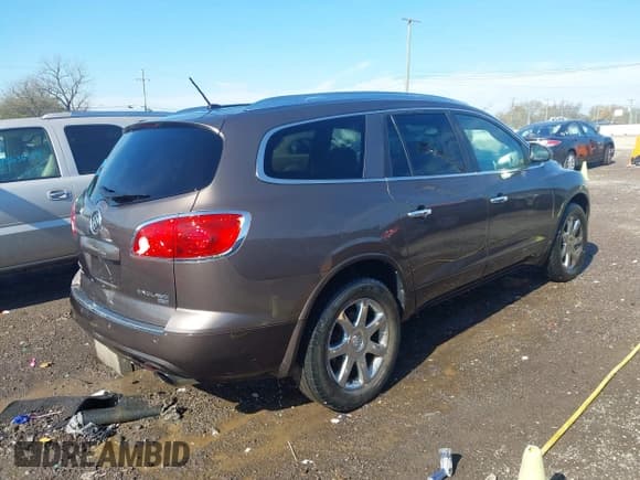 ✅ 2008 Buick Enclave CXL • VIN: 5GAER237X8J169465 • Lot: 43635941. Wystawiony na IAAI z przebiegiem 217 744 mil. Bezpłatny archiwum sprzedaży aukcyjnych z USA i szczegółowy raport historii pojazdu na DreamBid. Zdjęcie 4.