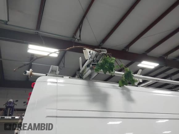 ✅ 2016 Ram ProMaster Cargo • VIN: 3C6TRVDG3GE105826 • Lot: 42718176. Wystawiony na IAAI z przebiegiem 151 249 mil. Bezpłatny archiwum sprzedaży aukcyjnych z USA i szczegółowy raport historii pojazdu na DreamBid. Zdjęcie 6.