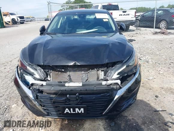 ✅ 2023 Nissan Altima SV • VIN: 1N4BL4DV2PN359785 • Lot: 43072326. Wystawiony na IAAI z przebiegiem 59 811 mil. Bezpłatny archiwum sprzedaży aukcyjnych z USA i szczegółowy raport historii pojazdu na DreamBid. Zdjęcie 6.