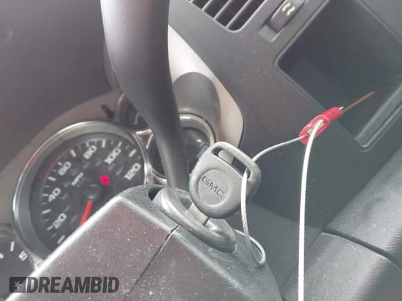 ✅ 2011 GMC Sierra 1500 SLE • VIN: 1GTR1VE01BZ169484 • Lot: 41911951. Wystawiony na IAAI z przebiegiem 195 745 mil. Bezpłatny archiwum sprzedaży aukcyjnych z USA i szczegółowy raport historii pojazdu na DreamBid. Zdjęcie 11.