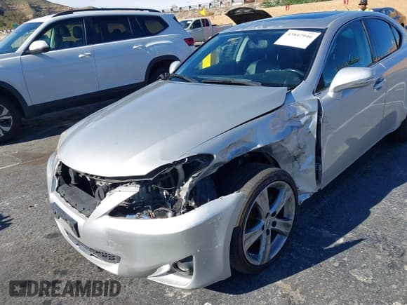 ✅ 2011 Lexus IS 250 • VIN: JTHBF5C20B5152799 • Lot: 43847946. Listed on IAAI with 144,677 mi. Free auction sales archive from the USA and detailed vehicle history report at DreamBid. Image 6.