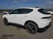 2024 Dodge Hornet R/T Plus z VIN ZACPDFDW8R3A28180, wystawiony jako Copart lot #47788165 z przebiegiem 1 207 mil mil oraz Szkoda całkowita • Salvage title. Historia ofert i sprzedaży dostępna na DreamBid. Obrazek 2.