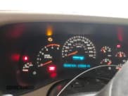 ✅ 2003 Chevrolet Silverado 2500HD LS • VIN: 1GCHK29G43E157174 • Lot: 41839189. Wystawiony na IAAI z przebiegiem 179 860 mil. Bezpłatny archiwum sprzedaży aukcyjnych z USA i szczegółowy raport historii pojazdu na DreamBid. Zdjęcie 15.