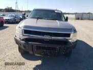✅ 2007 Chevrolet Silverado 2500HD 2LT • VIN: 1GCHK29607E590679 • Lot: 71999214. Wystawiony na Copart z przebiegiem 123 046 mil. Bezpłatny archiwum sprzedaży aukcyjnych z USA i szczegółowy raport historii pojazdu na DreamBid. Zdjęcie 5.