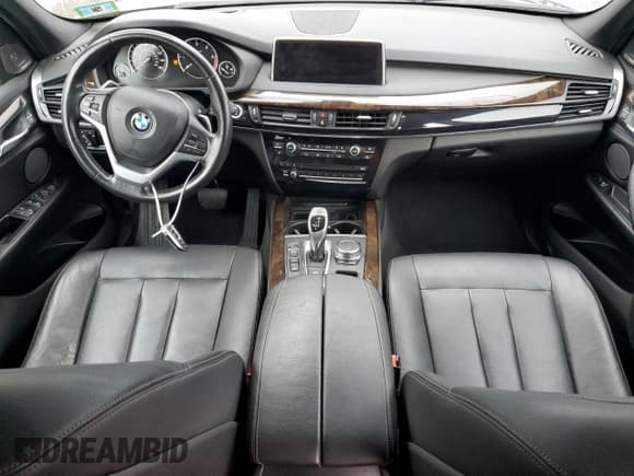 ✅ 2018 BMW X5 xDrive35d • VIN: 5UXKS4C52J0Y20517 • Лот: 65789035. Опубликован ранее на Copart с пробегом 118 389 миль. Бесплатный доступ к архиву аукционных продаж из США и подробный отчёт об истории автомобиля на DreamBid. Изображение 8.